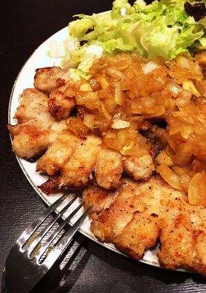 玉ねぎたっぷり甘酢かけトンテキ-レシピのメイン写真