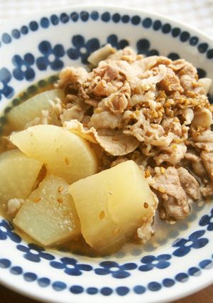 豚こま・大根の煮物♪ごまたっぷり入れて！-レシピのメイン写真