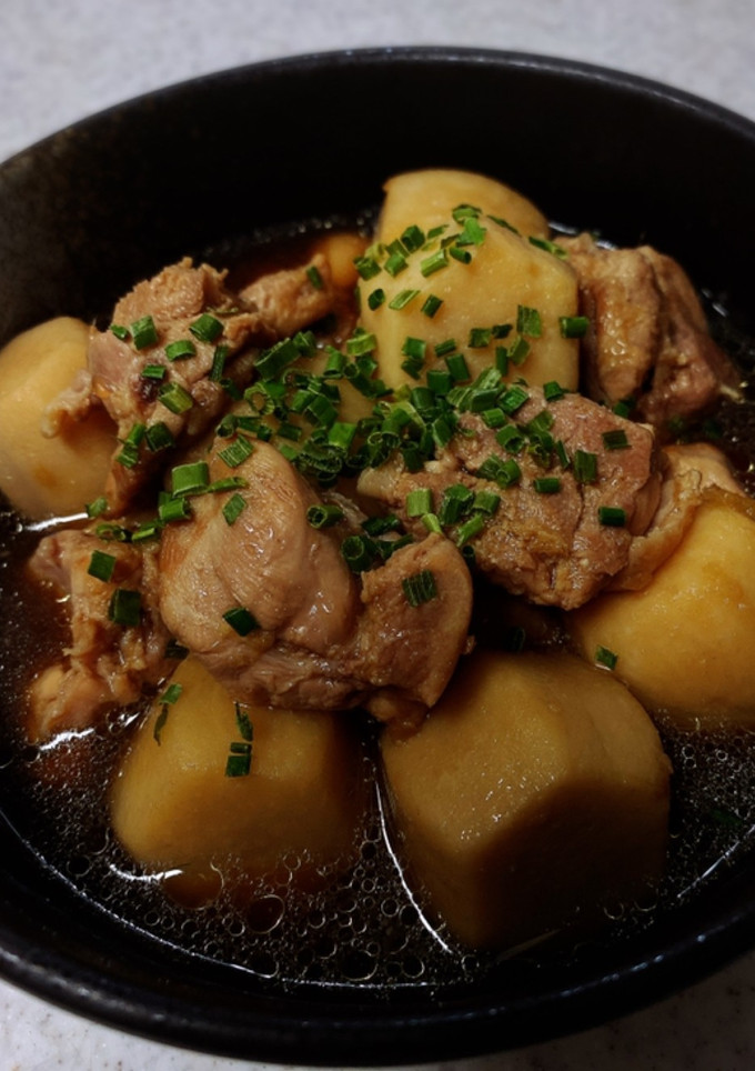 姜葱醤を使って旨旨♪鶏モモ肉と里芋の煮物-レシピのメイン写真