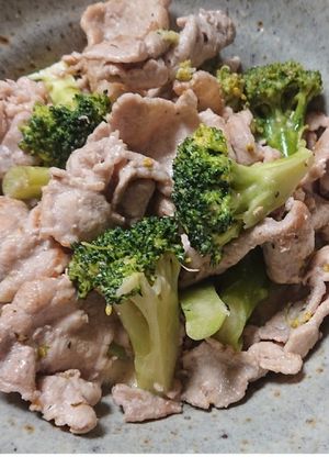 豚肉とブロッコリーのクリーム炒め-レシピのメイン写真