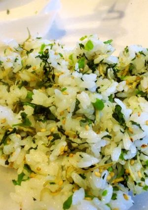 セリとじゃこの菜飯（他の野草でも）-レシピのメイン写真