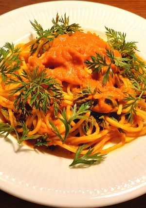SDGs人参と人参の葉のパスタ 発酵玉葱-レシピのメイン写真