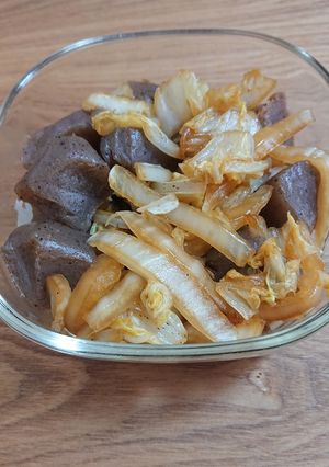 白菜とちぎり蒟蒻の甘辛炒め。簡単！-レシピのメイン写真