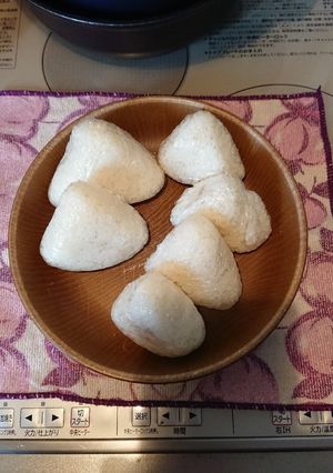 コンビニ風 味つきおにぎりごはん-レシピのメイン写真