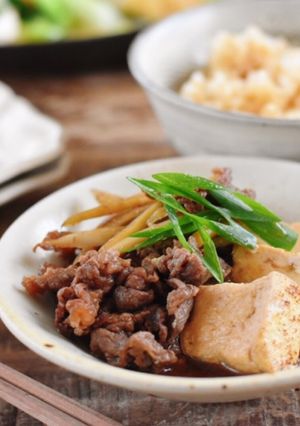 簡単下準備でお肉柔らか！牛肉と豆腐の煮物-レシピのメイン写真