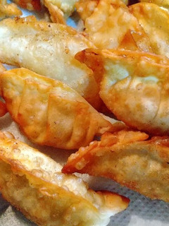 豚白菜チーズの揚げ餃子♪-レシピのメイン写真