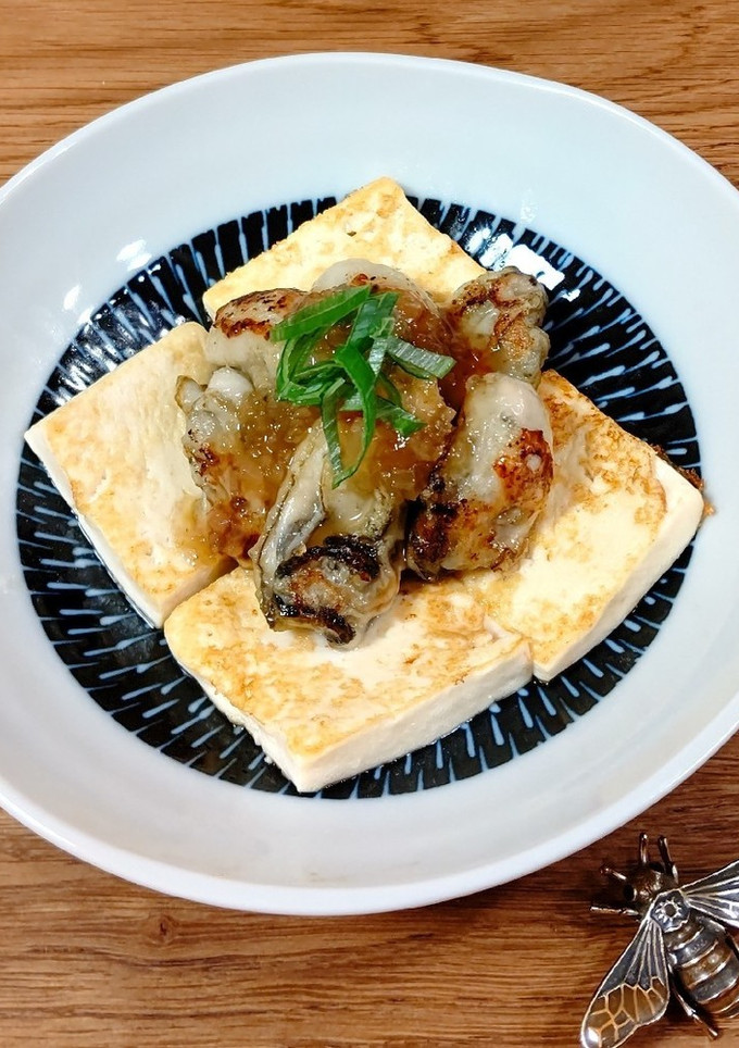 豆腐と牡蠣のソテー☆きざみ玉ねぎだし仕立-レシピのメイン写真