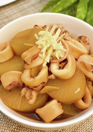 リピ確定！簡単やわらか大根とイカの煮付け-レシピのメイン写真