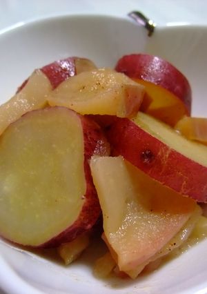 懐かしの♪りんごとさつまいもの煮物-レシピのメイン写真
