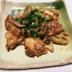 รูปของ れんこんと鶏肉の旨々炒め煮