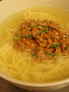納豆で塩ラーメン^^-レシピのメイン写真