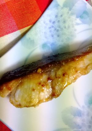 ぶりのガーリックバターしょう油-レシピのメイン写真