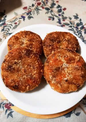 豚ひき肉入りｶﾚｰﾁｰｽﾞｺﾛｯｹ-レシピのメイン写真