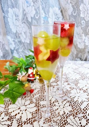 クリスマスに♪簡単キラキラ白ワインゼリー-レシピのメイン写真