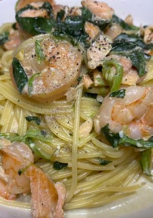 鮭海老ほうれん草のクリームスープパスタ-レシピのメイン写真