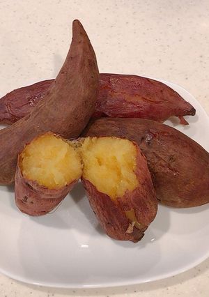 オーブンと炊飯器保温で、蜜トロ、焼き芋-レシピのメイン写真