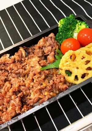 牛のしぐれ煮弁当　2020/11/24-レシピのメイン写真