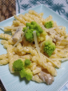 舞茸とロマネスコのチーズクリーム-レシピのメイン写真