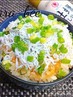 しらすたっぷり!牡蠣だし醤油炊き込みご飯-レシピのメイン写真