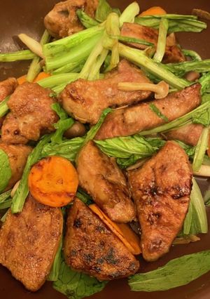 豚レバーと油麦菜(ユーマイサイ)の炒め-レシピのメイン写真