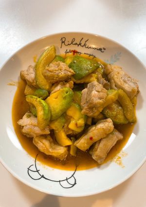 鶏アボカドの煮物-レシピのメイン写真