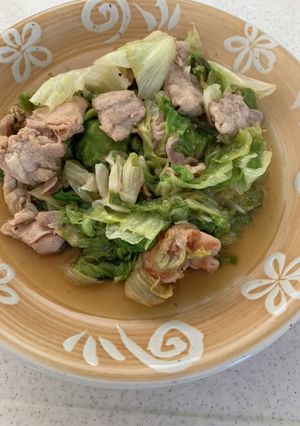 レタスと豚バラの塩ダレ炒め-レシピのメイン写真