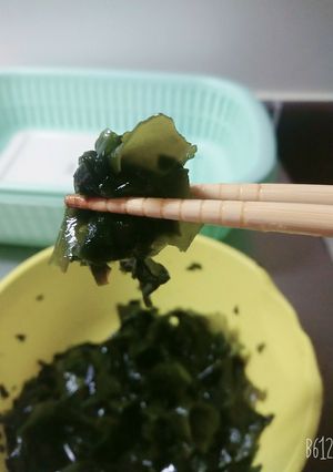 簡単！乾燥わかめのにんにく醤油和え-レシピのメイン写真