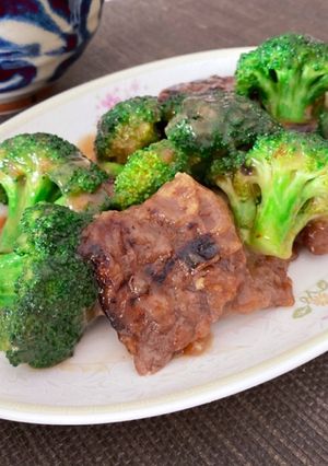コリコリブロッコリーと牛肉の中華風炒め-レシピのメイン写真