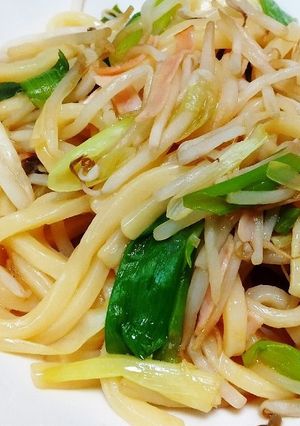あっという間に焼きうどん♪-レシピのメイン写真