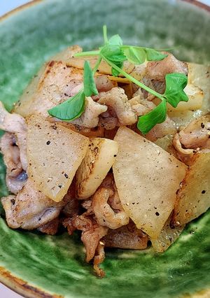 簡単！大根と豚肉の炒め物　-レシピのメイン写真