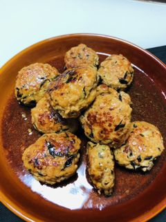 ひじきの煮物入りつくね!簡単で美味しい!-レシピのメイン写真
