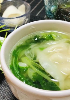 餃子スープ・温まる中華スープ-レシピのメイン写真