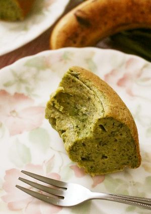 HMで作る!混ぜるだけ小松菜バナナケーキ-レシピのメイン写真