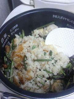 山菜の炊き込みご飯-レシピのメイン写真
