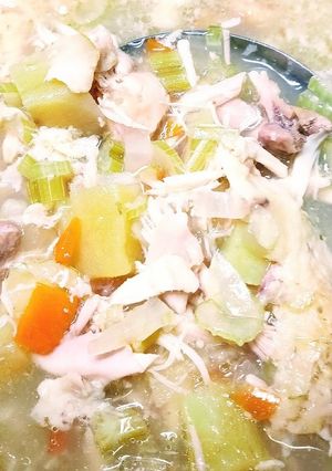 ロティサリーチキンでお手軽チキンスープ-レシピのメイン写真