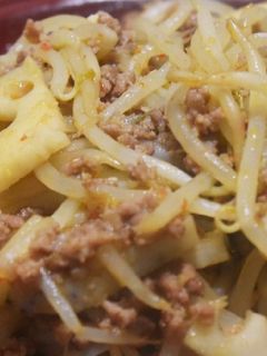 れんこん、もやし、ひき肉のピリ辛炒め-レシピのメイン写真