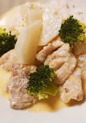 簡単シュクメルリ風チキンのクリーム煮-レシピのメイン写真