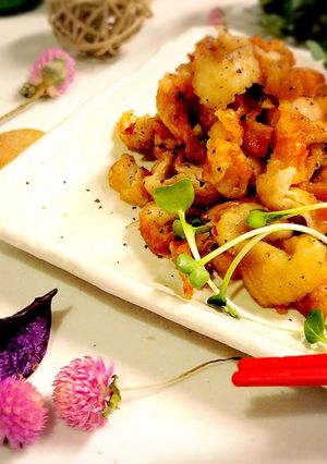 簡単✨カリカリ鶏皮おつまみ(⑉• •⑉)-レシピのメイン写真