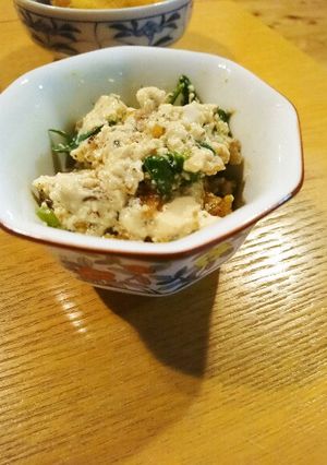 調味料は醤油だけ、柿とほうれん草の白和え-レシピのメイン写真