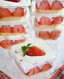 フルーチェで♪いちごムースケーキ