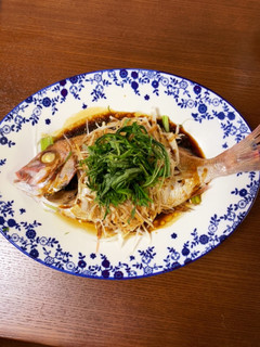簡単なのに豪華☆鯛の丸ごと中華蒸し-レシピのメイン写真