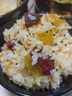炊飯器で炊くだけ!白だしでさつまいもご飯-レシピのメイン写真