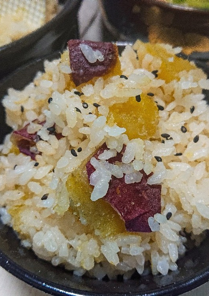 炊飯器で炊くだけ！白だしでさつまいもご飯-レシピのメイン写真