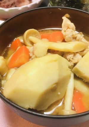 ホクホクもっちり八つ頭のお味噌汁・豚汁-レシピのメイン写真