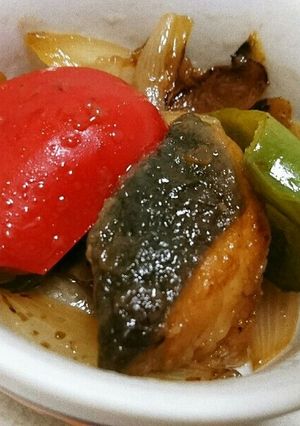 ぶりと玉ねぎとピーマンの甘酢炒め-レシピのメイン写真