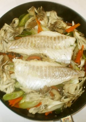 魚のビタミン茸蒸し♪簡単漢方食養生鯛で-レシピのメイン写真