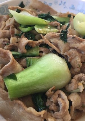 青梗菜と豚肉でにんにく炒め。醤油のみ-レシピのメイン写真