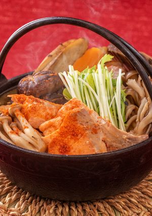 鮭とキノコの辛味噌鍋-レシピのメイン写真