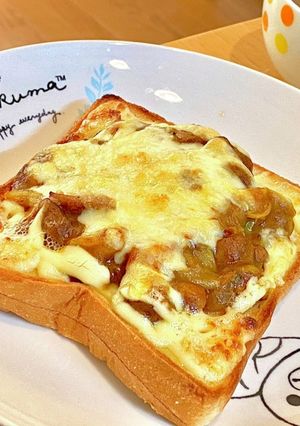 キャベツカレーのトースト　タロの弁当朝食-レシピのメイン写真
