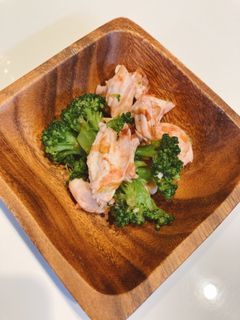 チキンとブロッコリーの梅鰹和え-レシピのメイン写真